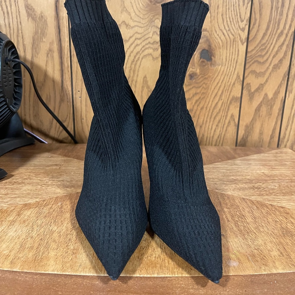 Zara Trafaluc"Black Stretchy Sock Mesh Pointed Toe Ankle Boot Stiletto Heels - Picture 2 of 15